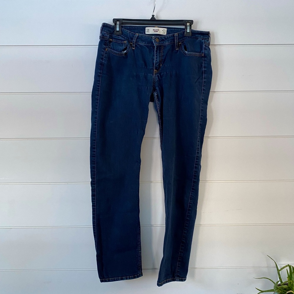 Hollister Dark Wash Skinny Jeans 31